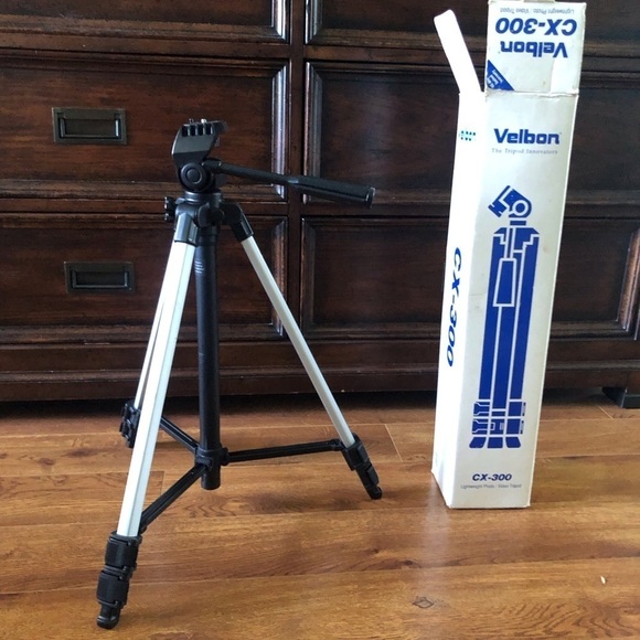 Vernon CX-300 expandable tri-pod - Picture 1 of 5
